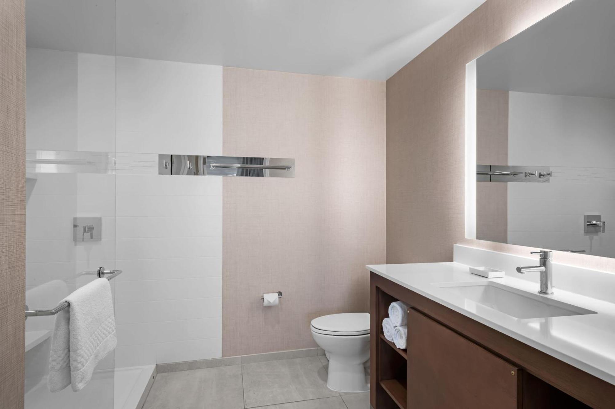 Hotel By Marriott Marina Del Rey Los Angeles