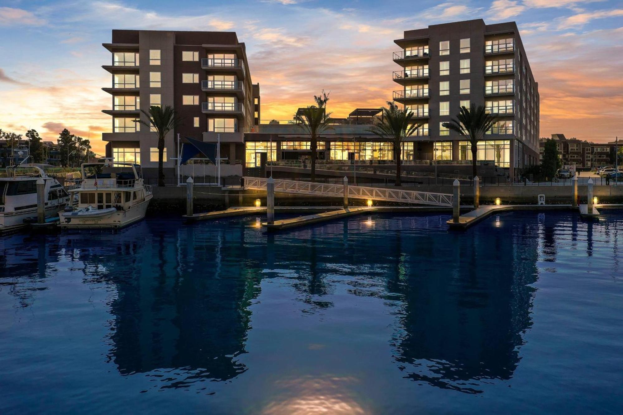 By Marriott Marina Del Rey Hotel Los Angeles